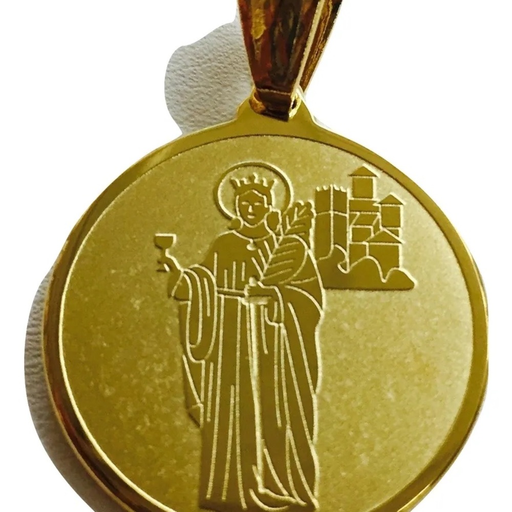 ✨Medalla de Santa Barbara en Acero Inoxidable con Baño de Oro✨24 mm de Diámetro